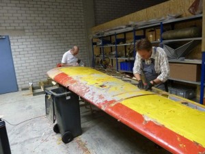 Klemm 35 Fläche entlacken